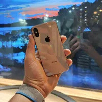 اپل iPhone XS با حافظهٔ ۶۴ گیگابایت