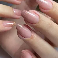 جذب ناخن کارحرفه ای