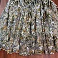 دامن چین دار محلی