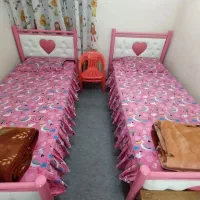 دو عدد تخت فلزی چرم دوز یک نفره