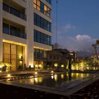 ولنجک دیپلمات ساسان متفاوت ترین برج باغ مدرن۲۲۰متر