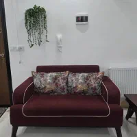 مبل ۷ نفره و عسلی|مبلمان خانگی و میز عسلی|شیراز, کوشک میدان|دیوار