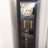 ساعت ایستاده چوبی