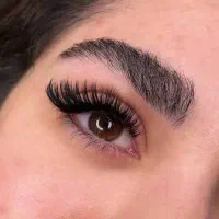 کاشت مژه و ناخن و لیفت و لمینت 10/ تخفیف|خدمات آرایشگری و زیبایی|شاهینشهر, عطار|دیوار