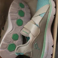 کتونی ورزشی|تجهیزات ورزشی|نوشهر, |دیوار