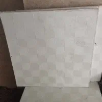 تایل گچی دست دوم 80 عدد و پلکسی پی وی سی