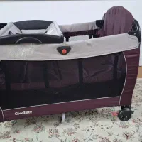تخت نوزاد و کودک کنار مادر goodbaby