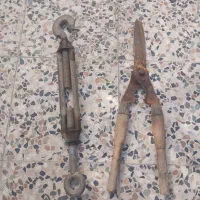 گیره و قیچی باغبانی