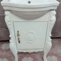 روشویی، توالت فرنگی، توالت ایرانی