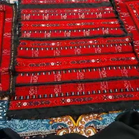 زی استین خوش رنگ روی پارچه صفر دوخته شده|لباس|زاهدان, |دیوار