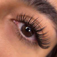 استخدام اکستنشن کار مژه به شرط آ.مو.ز.ش|استخدام درمانی، زیبایی، بهداشتی|فردیس, نسترن شرقی|دیوار