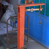 باسکول سنگی بینظیر قدیمی|کلکسیون اشیاء عتیقه|قائن, |دیوار