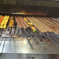 استخدام نیروی خانم برای آشپزخانه