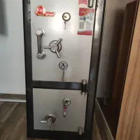 گاو صندوق دو طبقه