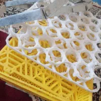 تعدادی لوازم جوجه کشی