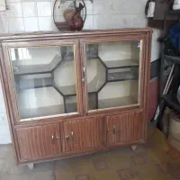 کمد دکوری فلزی جادار ، تمیز و در حد نو