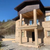 کاخ ویلای ۷۰۰ متری ، حوزه شهری ، بی رقیب