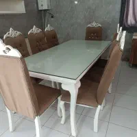 میز نهارخوری هشت نفره