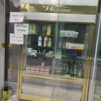 یخچال ویترینی بزرگ کوچک یخچال بستنی نوشیدنی و قفسه|یخچال و فریزر|لوندویل, |دیوار