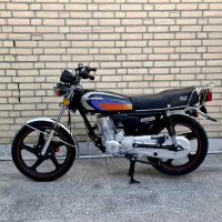 موتور سیلک‌۱۵۰ استارتی لیفان