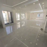 132متری بهارستان/سه خواب/بدون مشابه/خوش نقشه/مستر