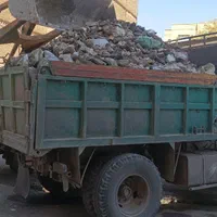 تخریب و خاکبرداری حمل نخاله با تراکتور کمپرسی ماسه