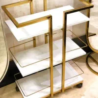 صندلی جکدار پدالی تخت طرح میز ناخن استادکار اسپا|آرایشگاه و سالنهای زیبایی|شیراز, اصلاحنژاد|دیوار