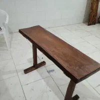 میز چوبی با چوب اوکالیپتوس