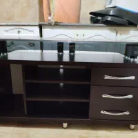 زیرتلویزیونی|میز تلویزیون|هشتگرد, هشتگرد قدیم|دیوار