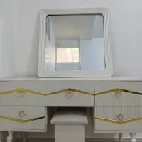 آینه و میز آرایش