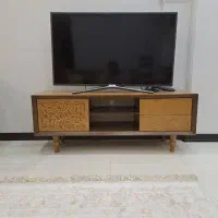 میز تلویزیون چوبی سالم و با کیفیت