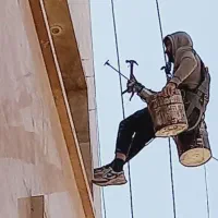 پیچ رولپلاک عایق  نما  درزگیری پنجره طناب ارتفاع|خدمات پیشه و مهارت|شیراز, خلدبرین|دیوار
