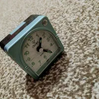 ساعت زنگی و بیدارباش