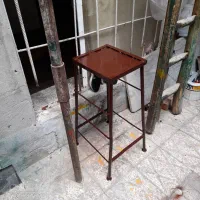 ۴پایه فلزی