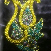 منجق وسیخک دوزی لباس لری وروسری...