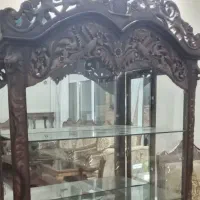 ویترین سلطنتی باچوب گردو