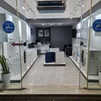 همکار خانم آشنا به امور فروش
