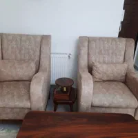 یک دست مبل در حد نونو برای جهیزیه بوده