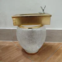 سطل اشغال وجادستمالی داخل پذیرای