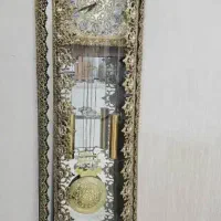 ساعت برنزی ایستاده