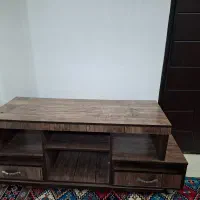 میز تلویزیون  و کمد ریلی ایستاده با آینه قدی