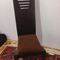 ۶عدد صندلی با میز و شیشه ی روی میز