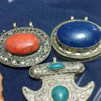 سه عدد گردن آویز ورشو با سنگهای معدنی اصلی فروشی|بدلیجات|رفسنجان, |دیوار