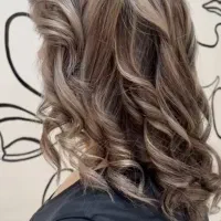 رنگ و لایت لوکس بالیاژ و اصلاح تناژ حرفه‌ای
