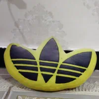 بالشتک آدیداس