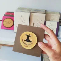 آموزش خوشنویسی باخودکار، فروش تعدادی اثر خوشنویسی