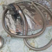 سر دوش حمام .با شیلنگ