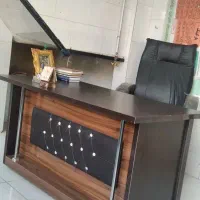 میز وصندلی اداری و صندلی