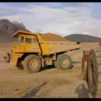 کارگر سنگ شکن شهرداری