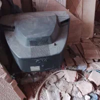 فن و مانیتور